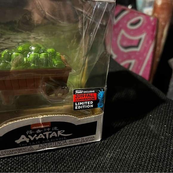 CABBAGE MAN AND CART FUNKO POP FALL 2019 LIMITED CONVENTION - Picture 2 of 9